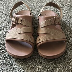 Chaco- Women’s Chili’s Sport Sandals in Clay, Size 9